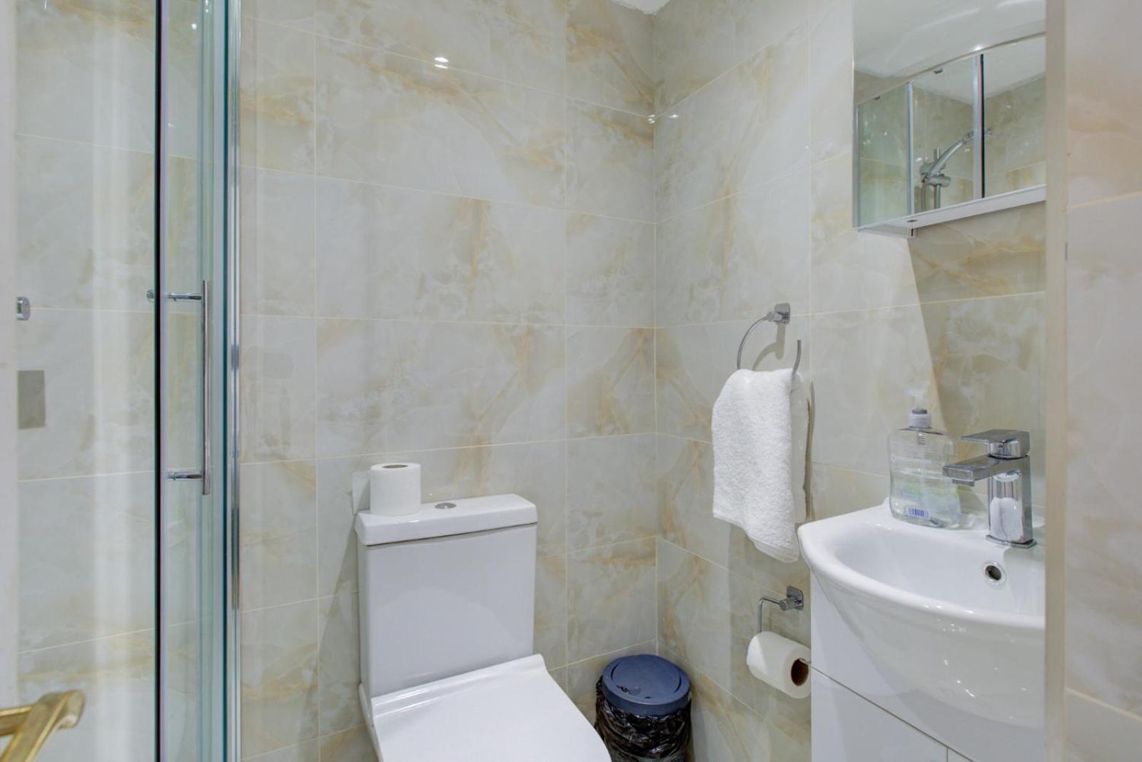 Lamont Hotel Лондон Екстериор снимка