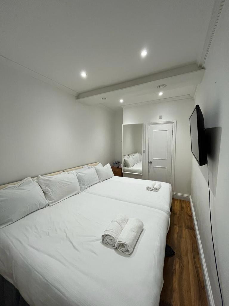 Lamont Hotel Лондон Екстериор снимка